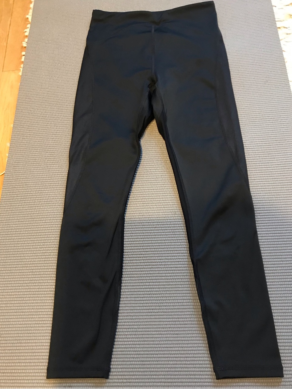 Fabletics mesh panel leggings